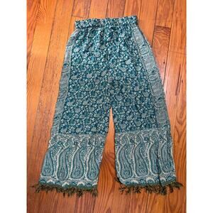 Wide Legged Pants